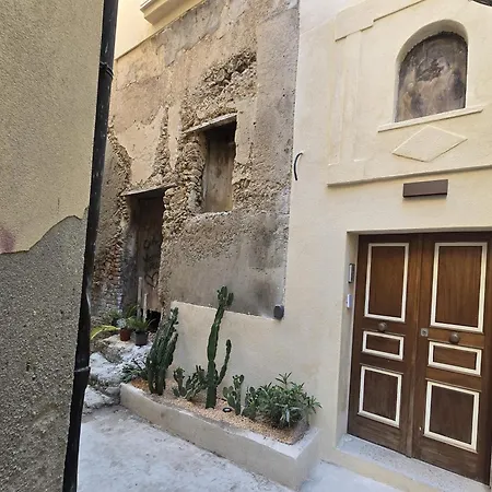 Apartamento Boutique Domus *