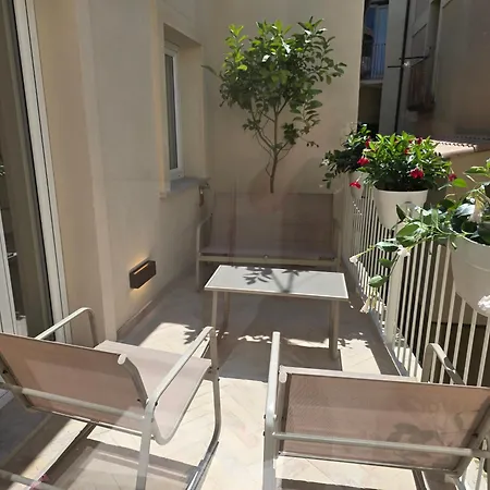 Apartamento Boutique Domus *